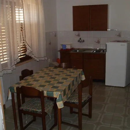 Za 3 Osobe Apartman